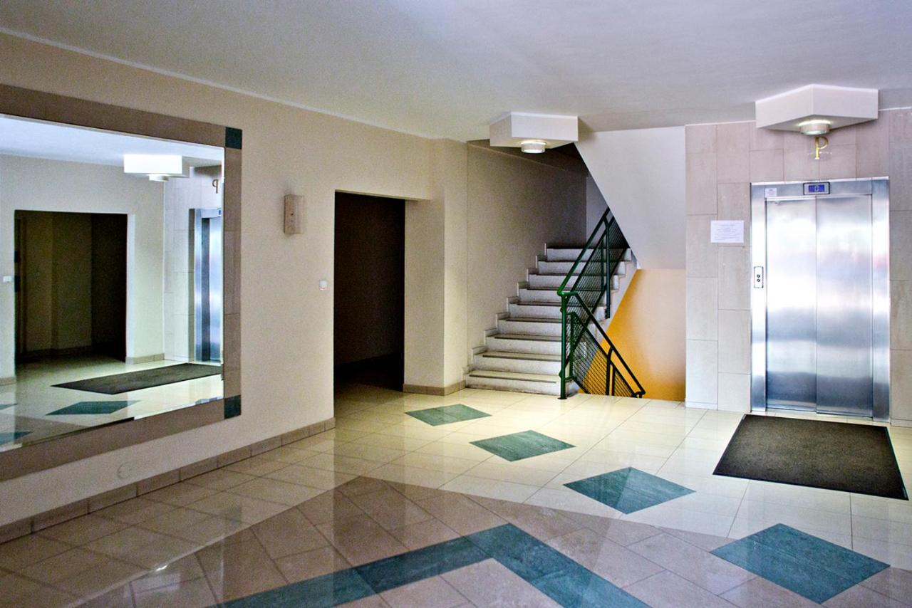 3 Bedrooms Apartment Zoliborz Gwiazdzista Warsaw Ngoại thất bức ảnh